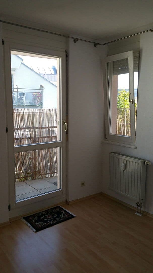 Pronájem bytu 3+1 68 m², Künzelsau, Bádensko-Württembersko Pronájem bytu 3+1 68 m², Künzelsau, Bádensko-Württembersko