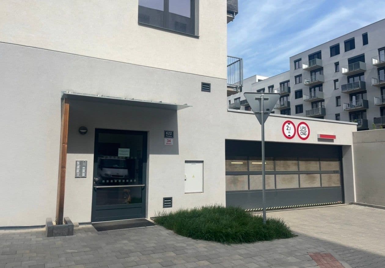 Pronájem bytu 1+kk 38 m², Střední, Brno, Jihomoravský kraj Pronájem bytu 1+kk 38 m², Střední, Brno, Jihomoravský kraj