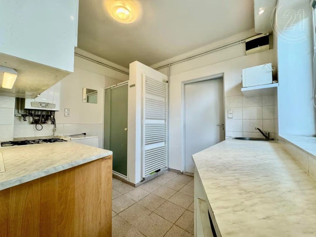 Pronájem bytu 2+kk 27 m², Banskobystrická, Brno, Jihomoravský kraj Pronájem bytu 2+kk 27 m², Banskobystrická, Brno, Jihomoravský kraj