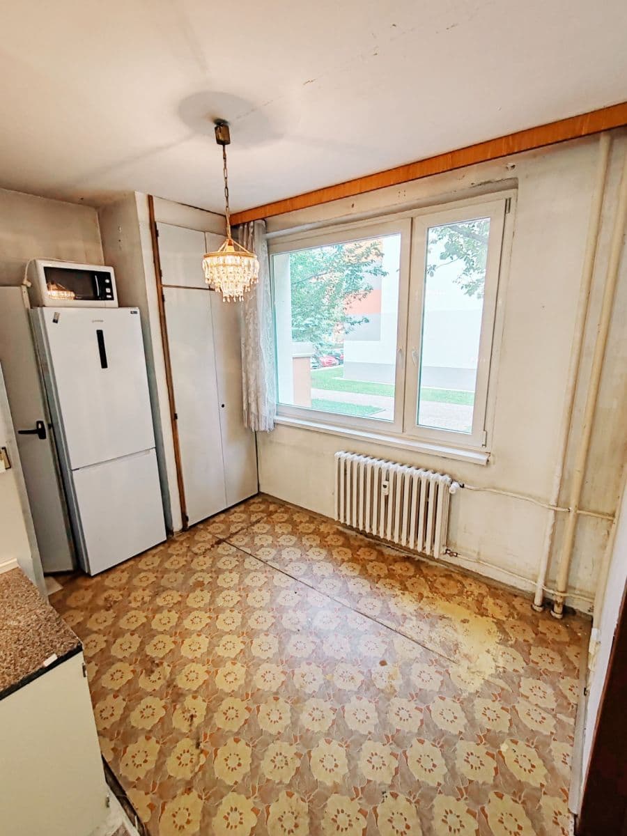 Prodej bytu 3+1 81 m², Tupolevova, Praha, Praha Prodej bytu 3+1 81 m², Tupolevova, Praha, Praha