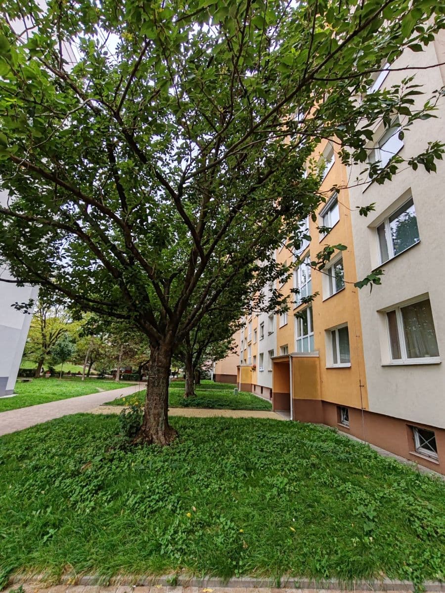 Prodej bytu 3+1 81 m², Tupolevova, Praha, Praha Prodej bytu 3+1 81 m², Tupolevova, Praha, Praha