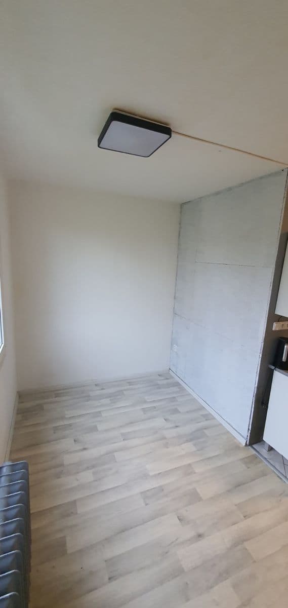 Prodej bytu 2+1 63 m², Slavíčkova, Sokolov, Karlovarský kraj Prodej bytu 2+1 63 m², Slavíčkova, Sokolov, Karlovarský kraj