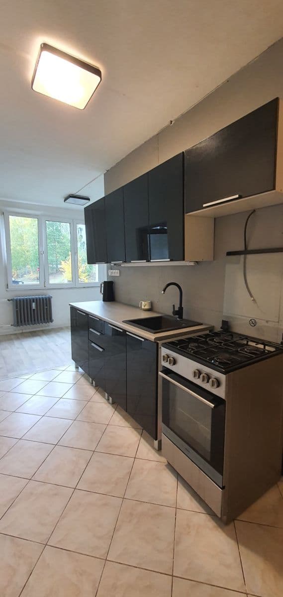 Prodej bytu 2+1 63 m², Slavíčkova, Sokolov, Karlovarský kraj Prodej bytu 2+1 63 m², Slavíčkova, Sokolov, Karlovarský kraj