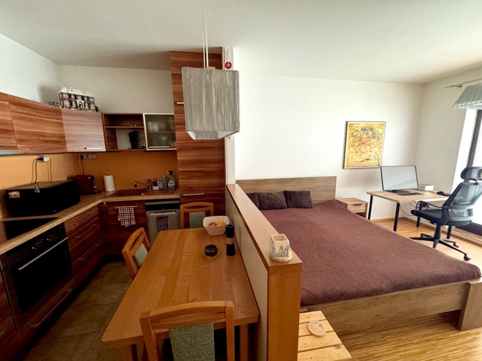 Prodej bytu 1+kk 34 m², Dlouhá, Uherské Hradiště, Zlínský kraj Prodej bytu 1+kk 34 m², Dlouhá, Uherské Hradiště, Zlínský kraj