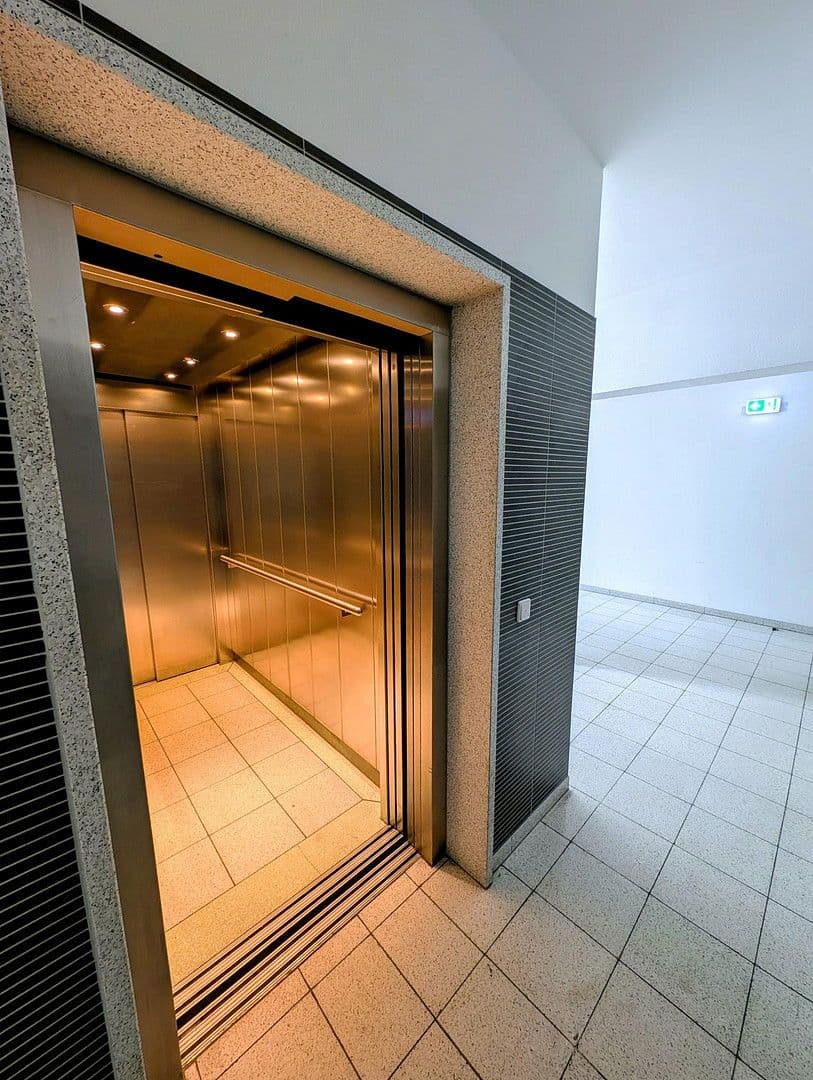 Prodej bytu 1+1 51 m², Ohmstr. 64, Frankfurt, Hessen Prodej bytu 1+1 51 m², Ohmstr. 64, Frankfurt, Hessen