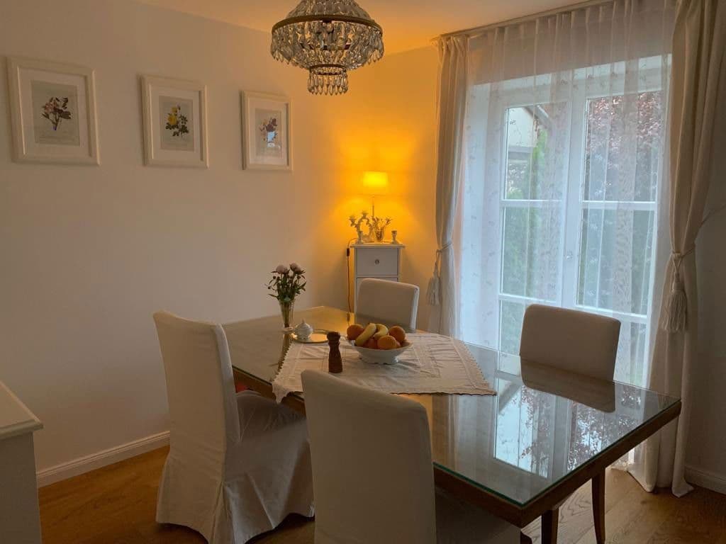 Prodej domu 240 m², pozemek 371 m², Haimhausen, Bavorsko Prodej domu 240 m², pozemek 371 m², Haimhausen, Bavorsko