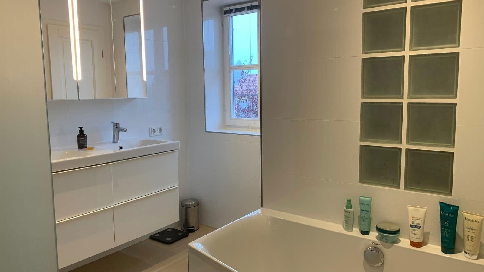 Prodej domu 240 m², pozemek 371 m², Haimhausen, Bavorsko Prodej domu 240 m², pozemek 371 m², Haimhausen, Bavorsko