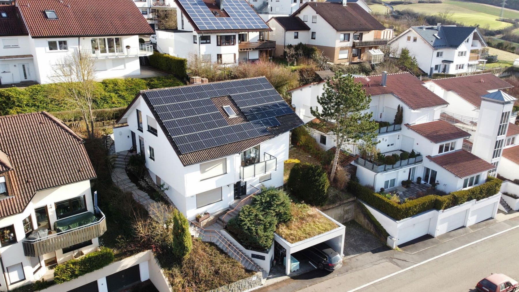 Prodej domu 245 m², pozemek 450 m², Bad Mergentheim, Bádensko-Württembersko Prodej domu 245 m², pozemek 450 m², Bad Mergentheim, Bádensko-Württembersko