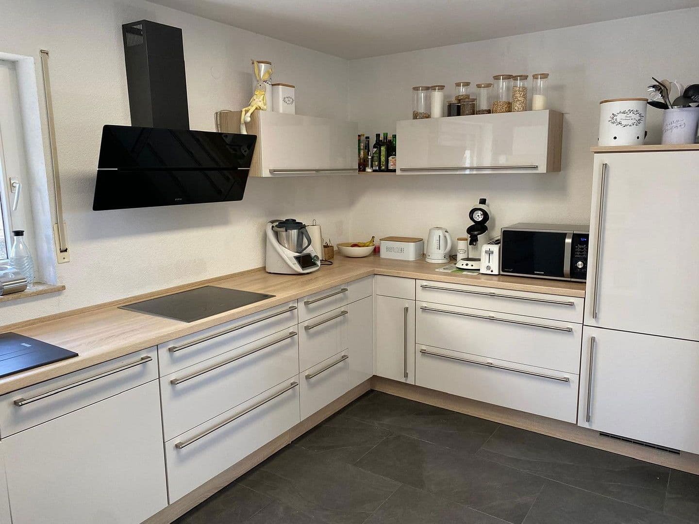 Prodej domu 245 m², pozemek 450 m², Bad Mergentheim, Bádensko-Württembersko Prodej domu 245 m², pozemek 450 m², Bad Mergentheim, Bádensko-Württembersko