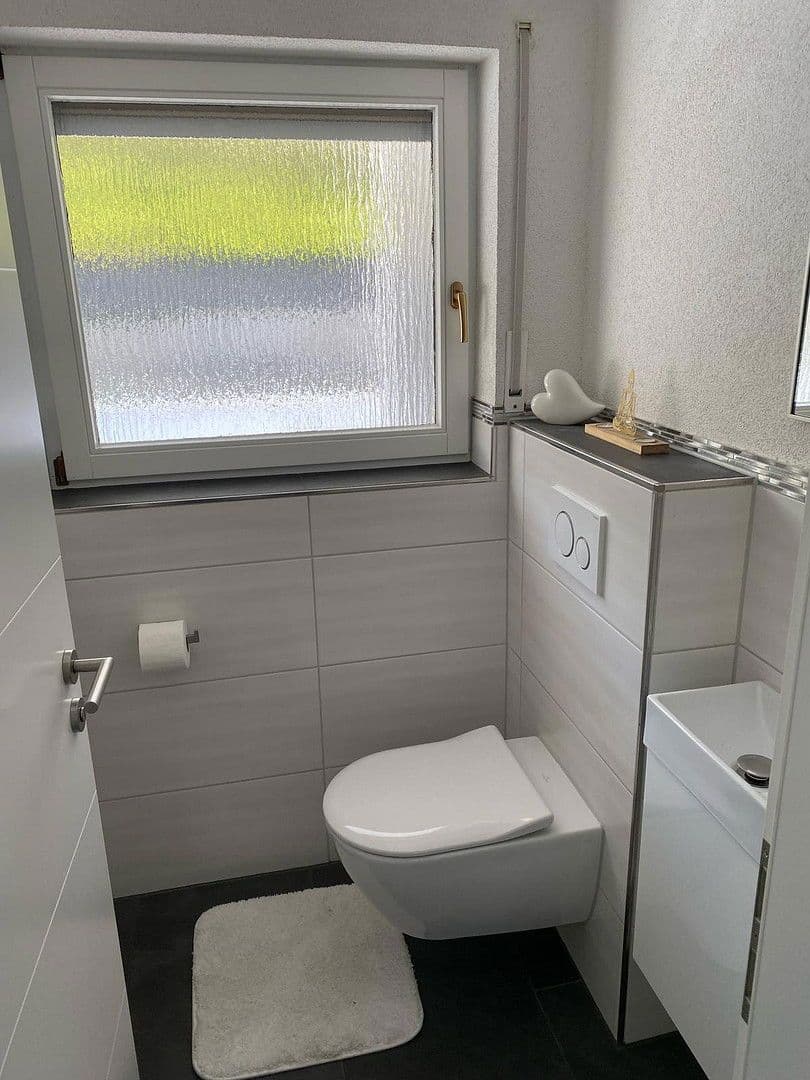 Prodej domu 245 m², pozemek 450 m², Bad Mergentheim, Bádensko-Württembersko Prodej domu 245 m², pozemek 450 m², Bad Mergentheim, Bádensko-Württembersko