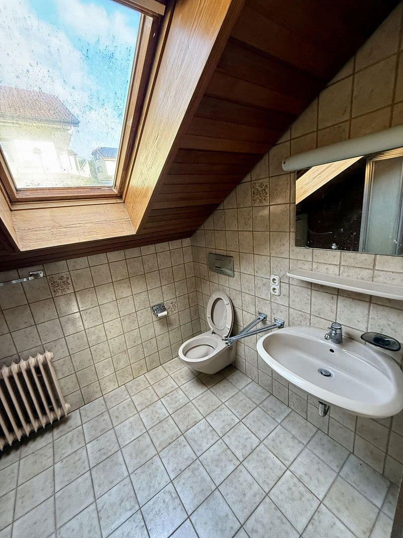 Prodej domu 245 m², pozemek 450 m², Bad Mergentheim, Bádensko-Württembersko Prodej domu 245 m², pozemek 450 m², Bad Mergentheim, Bádensko-Württembersko