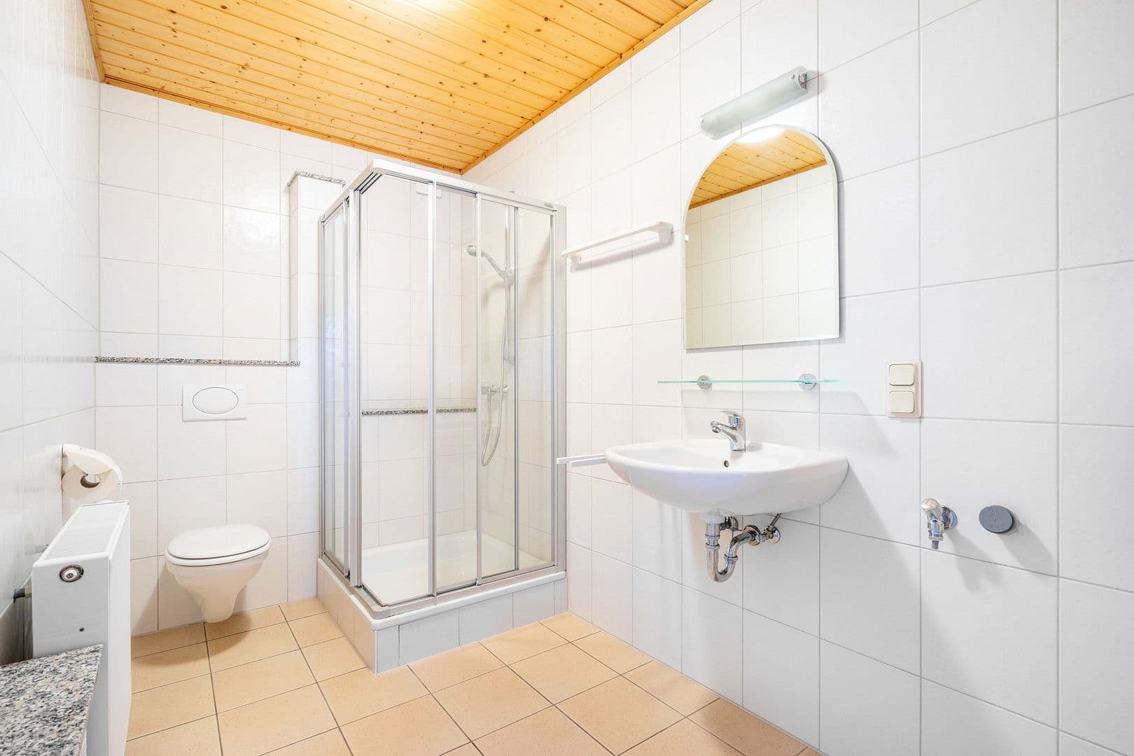 Pronájem bytu 1+1 30 m², Grolsheim, Porýní-Falc Pronájem bytu 1+1 30 m², Grolsheim, Porýní-Falc