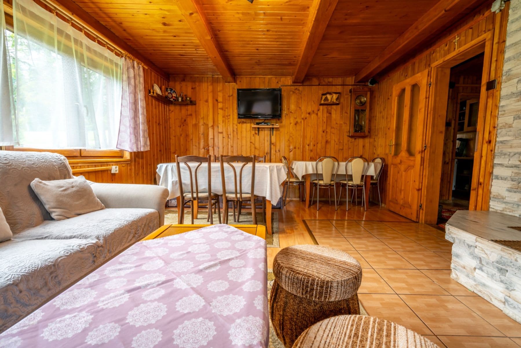 Pronájem chaty, chalupy 100 m², pozemek 200 m², 2311, Tvrdošín, Žilinský kraj Pronájem chaty, chalupy 100 m², pozemek 200 m², 2311, Tvrdošín, Žilinský kraj