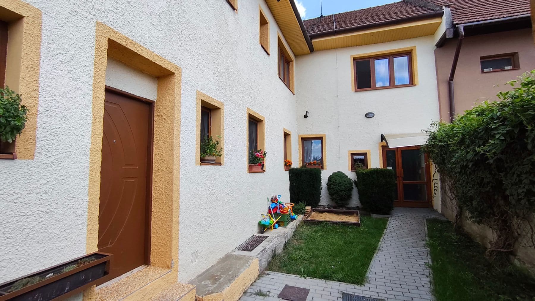 Prodej domu 179 m², pozemek 688 m², Radvanice, Olomoucký kraj Prodej domu 179 m², pozemek 688 m², Radvanice, Olomoucký kraj