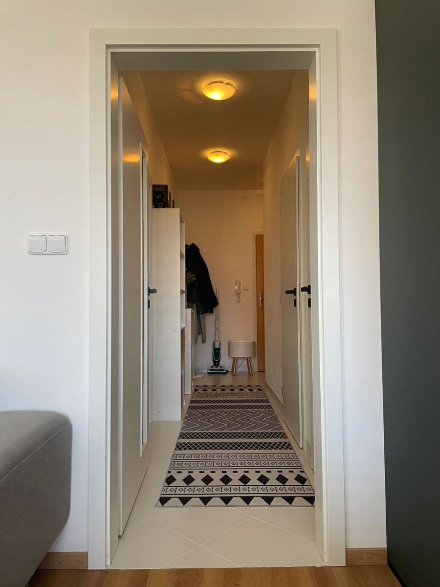 Pronájem bytu 2+kk 59 m², U Jízdárny, Praha, Praha Pronájem bytu 2+kk 59 m², U Jízdárny, Praha, Praha