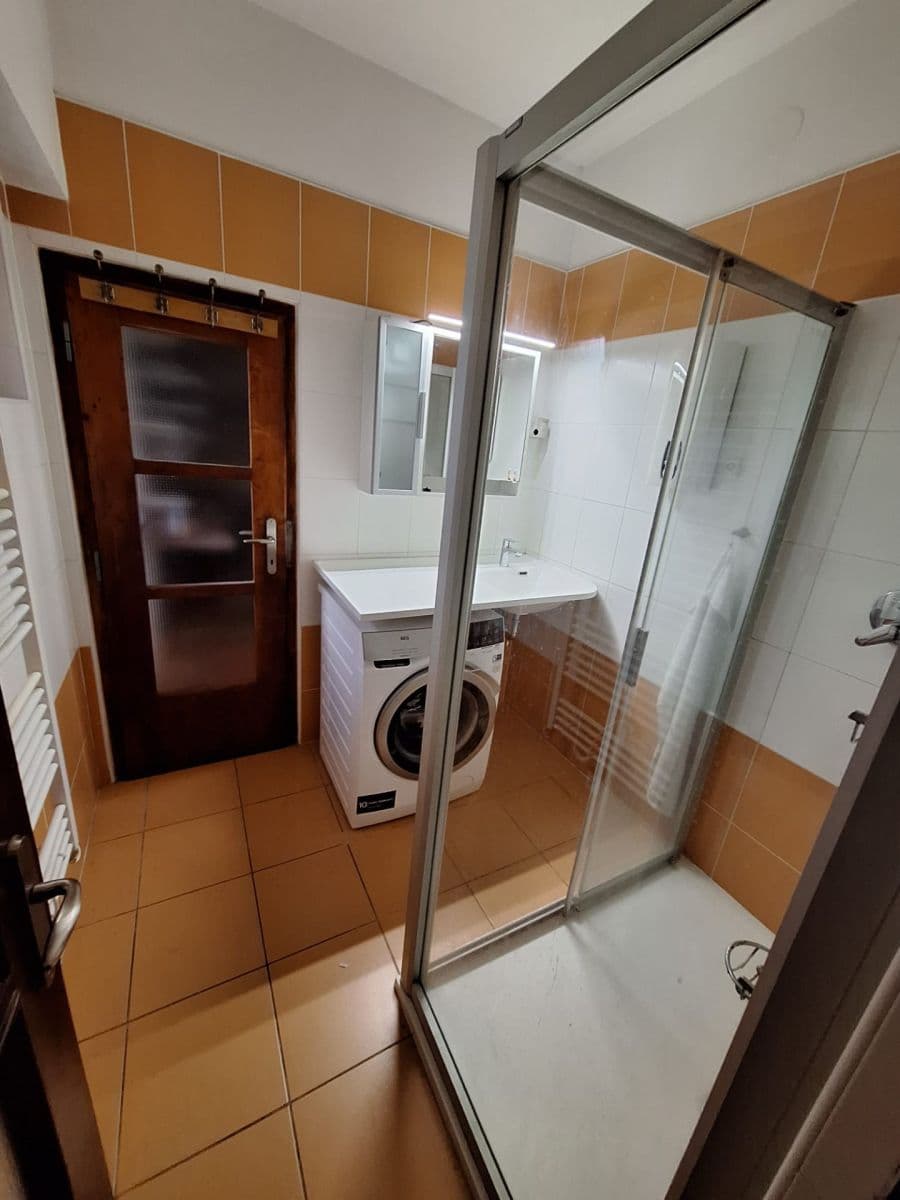 Prodej domu 80 m², pozemek 111 m², Nádražní, Uherský Ostroh, Zlínský kraj Prodej domu 80 m², pozemek 111 m², Nádražní, Uherský Ostroh, Zlínský kraj