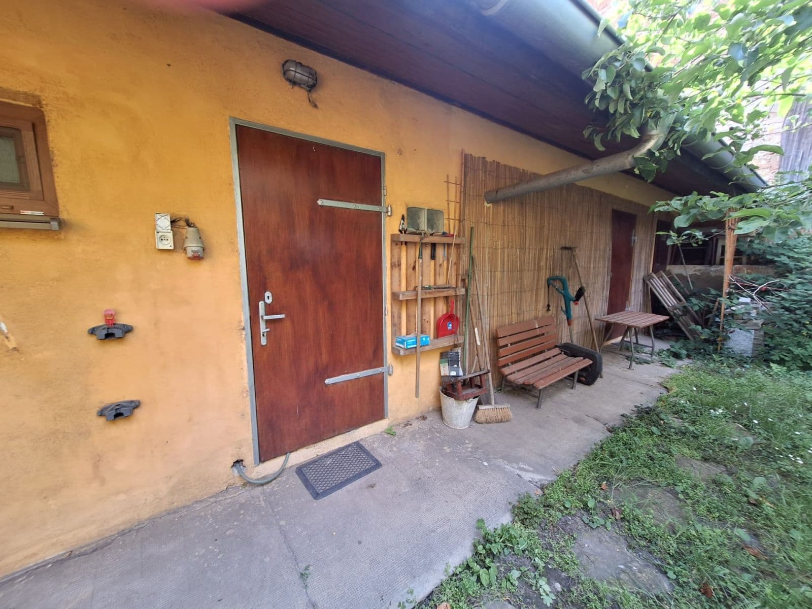 Prodej domu 80 m², pozemek 111 m², Nádražní, Uherský Ostroh, Zlínský kraj Prodej domu 80 m², pozemek 111 m², Nádražní, Uherský Ostroh, Zlínský kraj