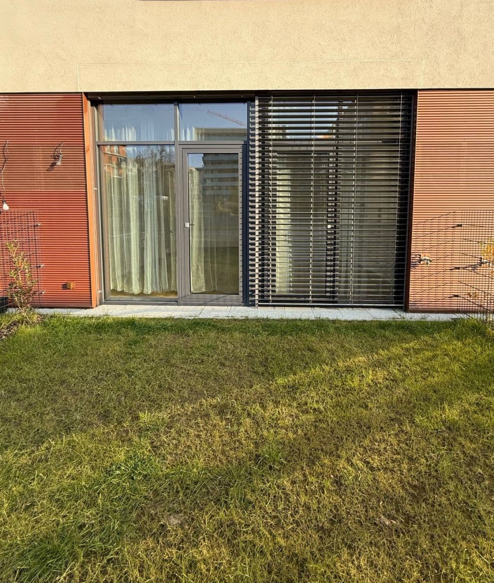 Pronájem bytu 2+kk 52 m², Malešická, Praha, Praha Pronájem bytu 2+kk 52 m², Malešická, Praha, Praha