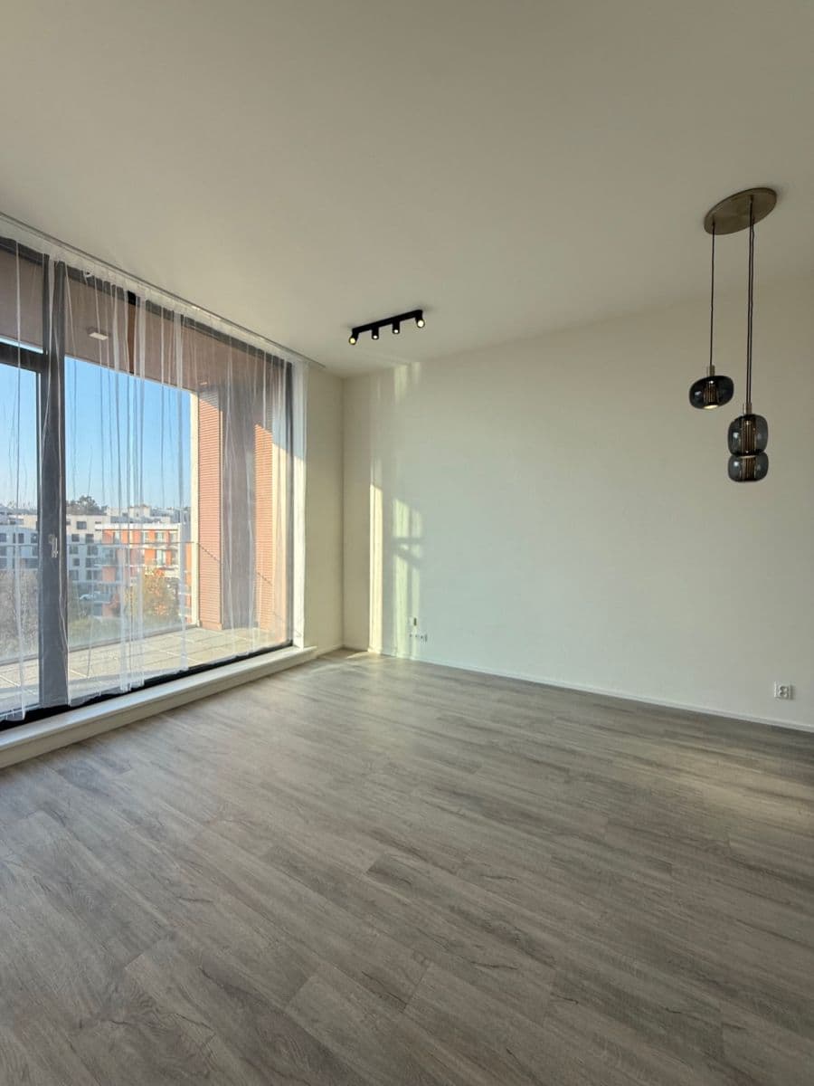 Pronájem bytu 2+kk 57 m², Malešická, Praha, Praha Pronájem bytu 2+kk 57 m², Malešická, Praha, Praha
