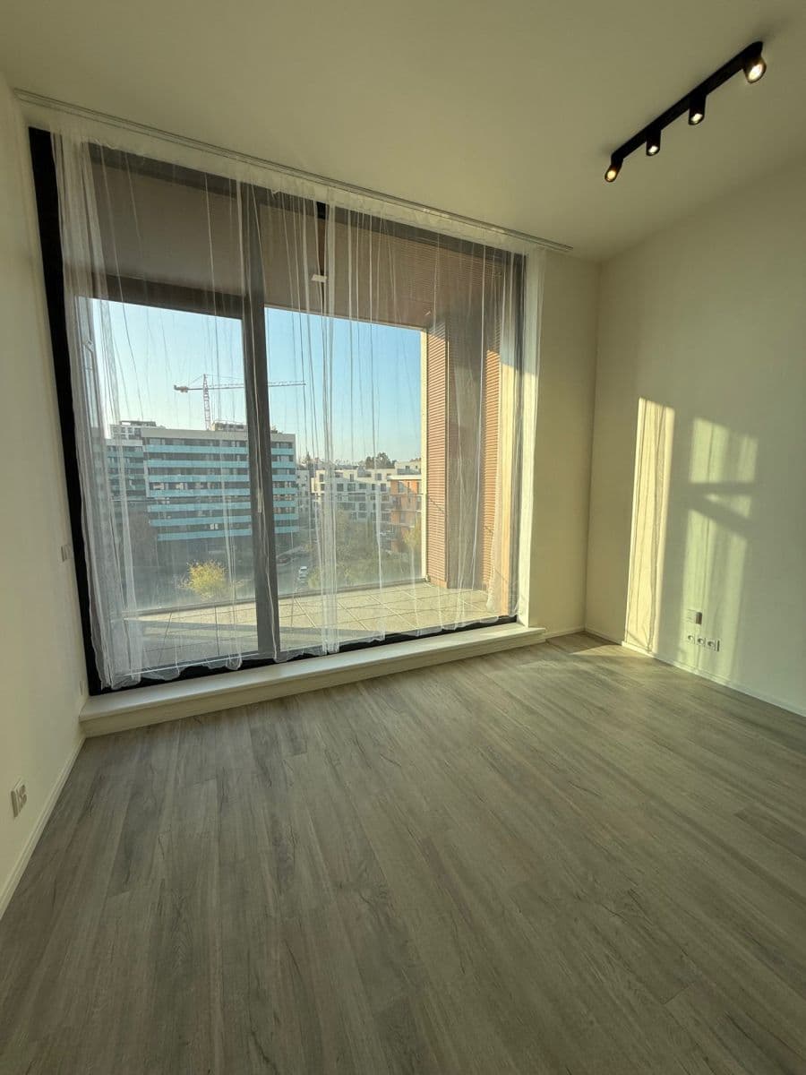 Pronájem bytu 2+kk 57 m², Malešická, Praha, Praha Pronájem bytu 2+kk 57 m², Malešická, Praha, Praha