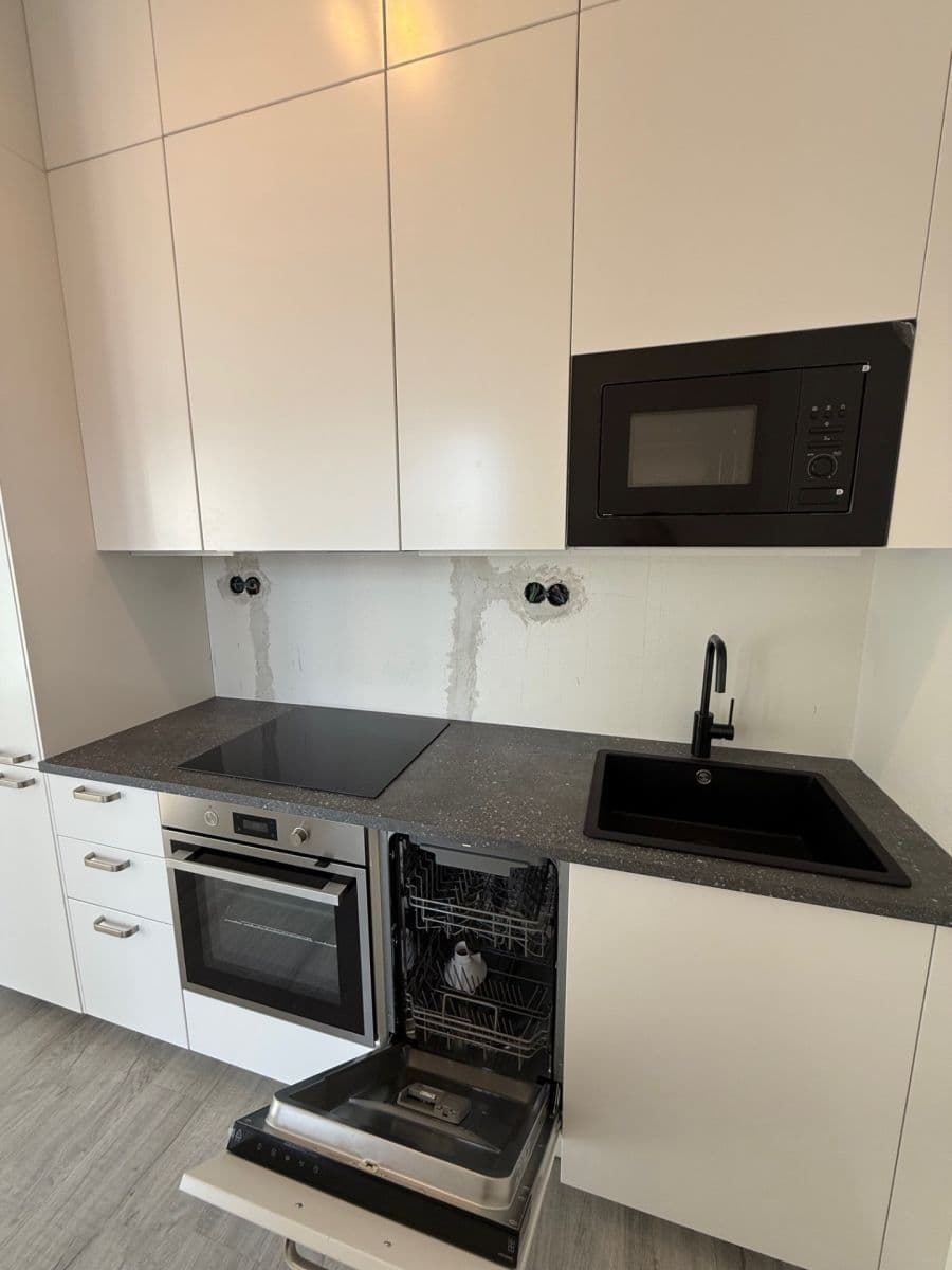 Pronájem bytu 2+kk 57 m², Malešická, Praha, Praha Pronájem bytu 2+kk 57 m², Malešická, Praha, Praha