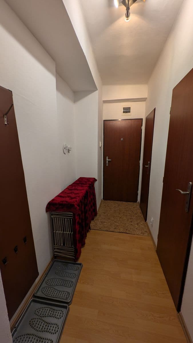 Pronájem bytu 2+1 55 m², Národná trieda, Košice - mestská časť Sever, Košický kraj Pronájem bytu 2+1 55 m², Národná trieda, Košice - mestská časť Sever, Košický kraj