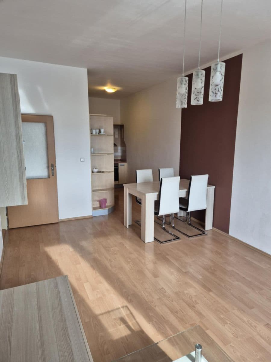 Pronájem bytu 2+kk 50 m², Sokolovská, Čelákovice, Středočeský kraj Pronájem bytu 2+kk 50 m², Sokolovská, Čelákovice, Středočeský kraj
