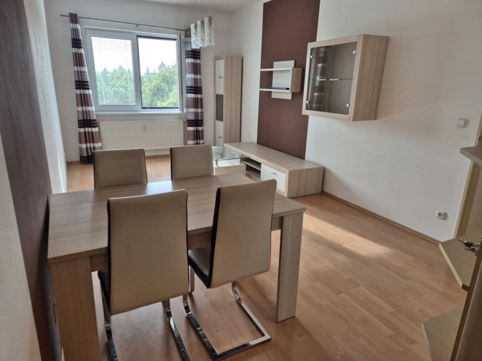 Pronájem bytu 2+kk 50 m², Sokolovská, Čelákovice, Středočeský kraj Pronájem bytu 2+kk 50 m², Sokolovská, Čelákovice, Středočeský kraj