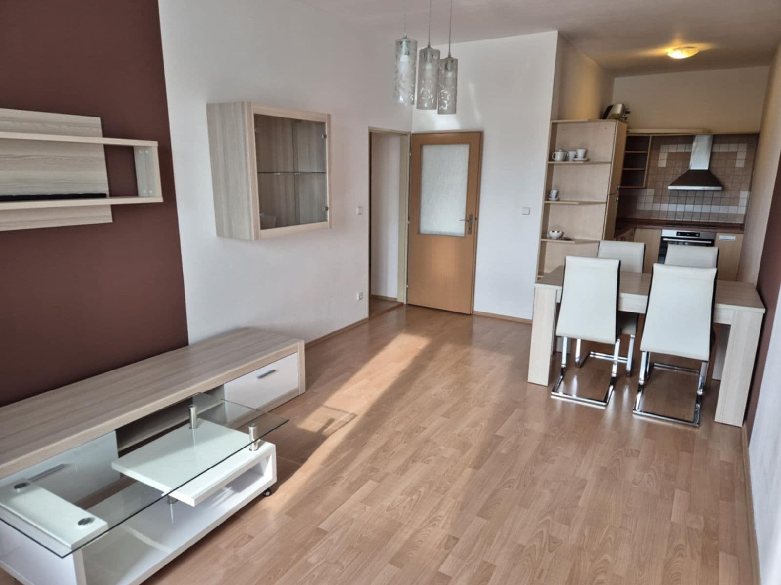 Pronájem bytu 2+kk 50 m², Sokolovská, Čelákovice, Středočeský kraj Pronájem bytu 2+kk 50 m², Sokolovská, Čelákovice, Středočeský kraj