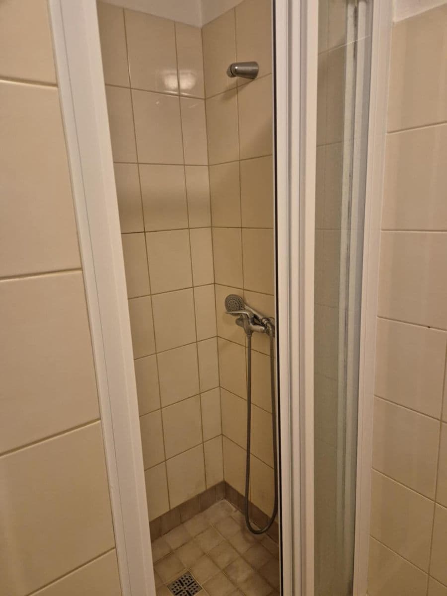 Pronájem bytu 2+kk 50 m², Sokolovská, Čelákovice, Středočeský kraj Pronájem bytu 2+kk 50 m², Sokolovská, Čelákovice, Středočeský kraj