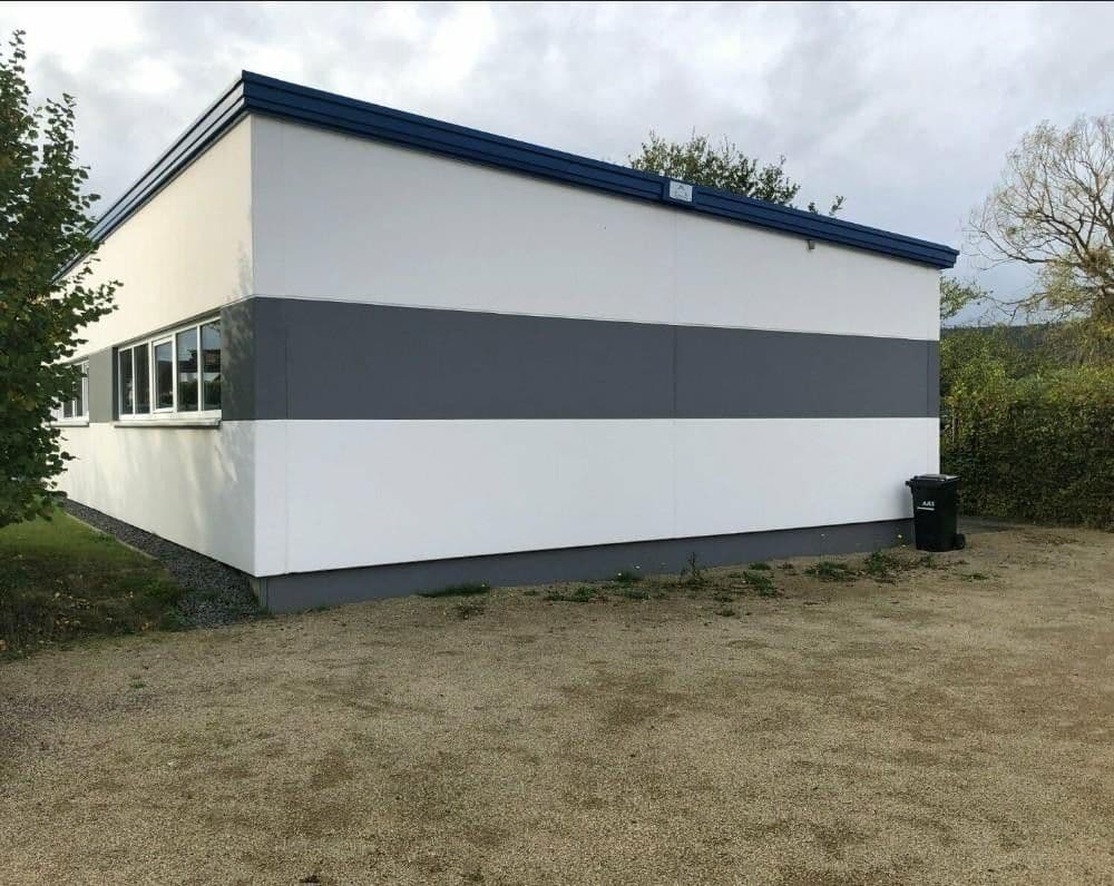 Prodej nebytového prostoru 1.473 m², Hetzerath, Porýní-Falc Prodej nebytového prostoru 1.473 m², Hetzerath, Porýní-Falc