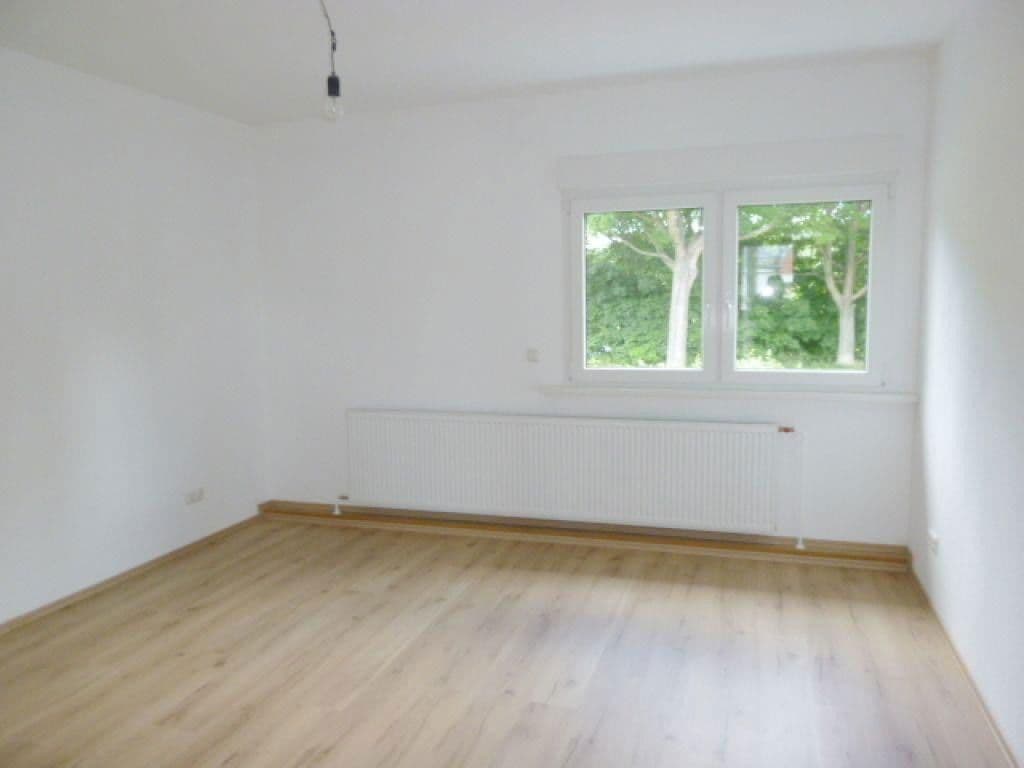 Prodej domu 135 m², pozemek 225 m², An den Flachsrotten 7, Goslar, Dolní Sasko Prodej domu 135 m², pozemek 225 m², An den Flachsrotten 7, Goslar, Dolní Sasko