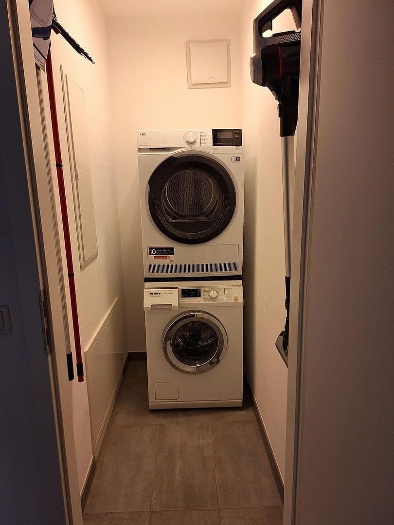 Prodej bytu 3+1 106 m², Nieder-Olm, Porýní-Falc Prodej bytu 3+1 106 m², Nieder-Olm, Porýní-Falc