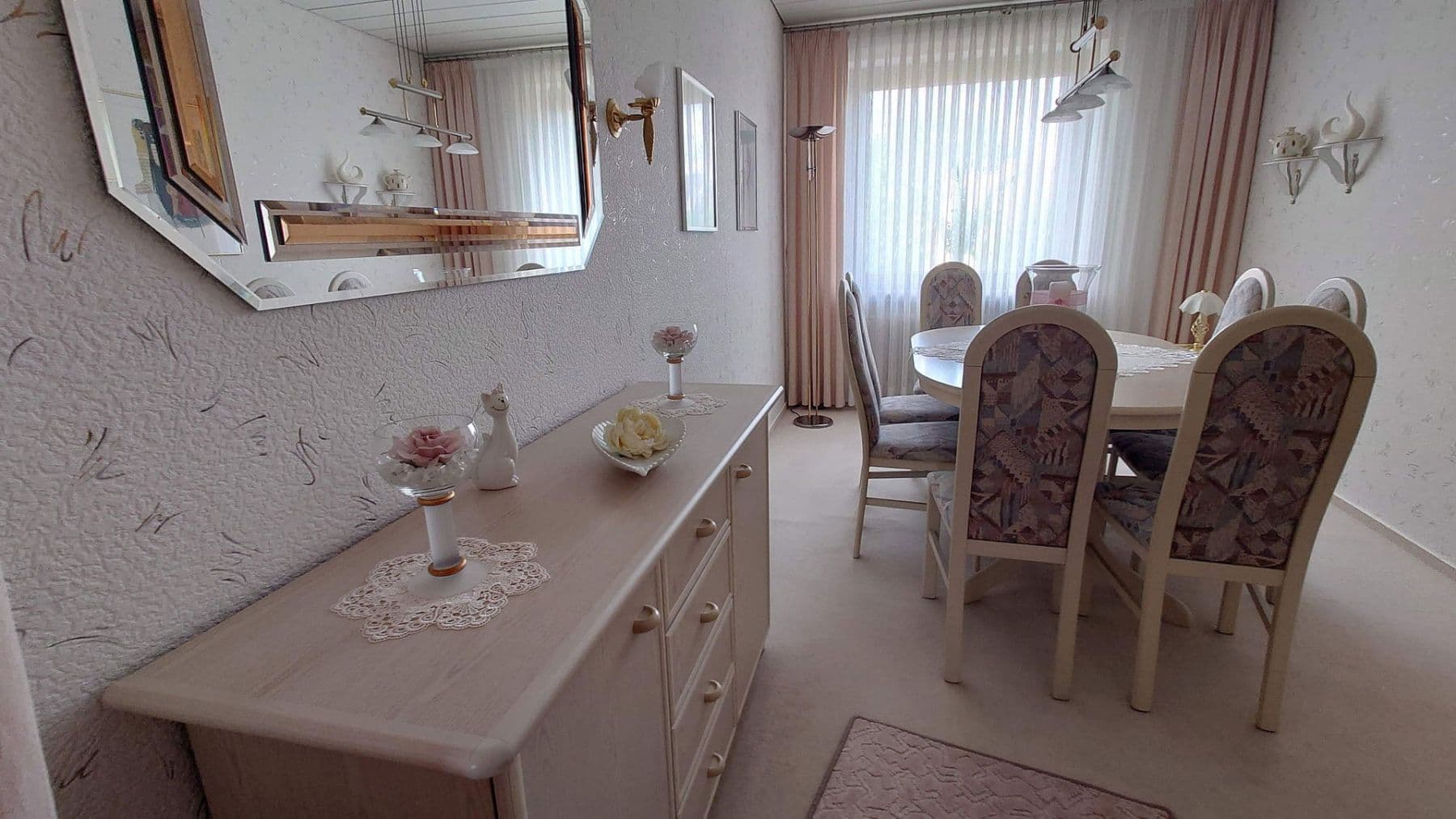 Prodej bytu 4+1 85 m², Übach-Palenberg, Severní Porýní-Vestfálsko Prodej bytu 4+1 85 m², Übach-Palenberg, Severní Porýní-Vestfálsko