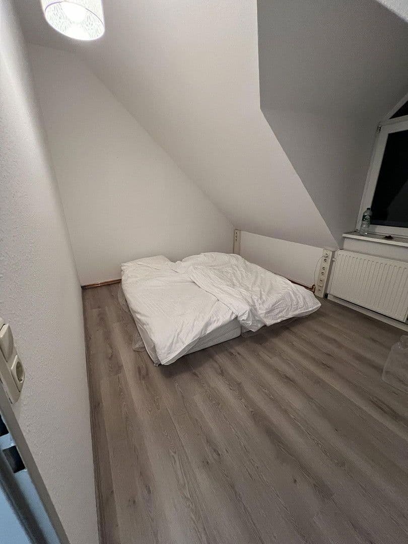 Pronájem bytu  35 m², Bielefeld, Severní Porýní-Vestfálsko Pronájem bytu  35 m², Bielefeld, Severní Porýní-Vestfálsko