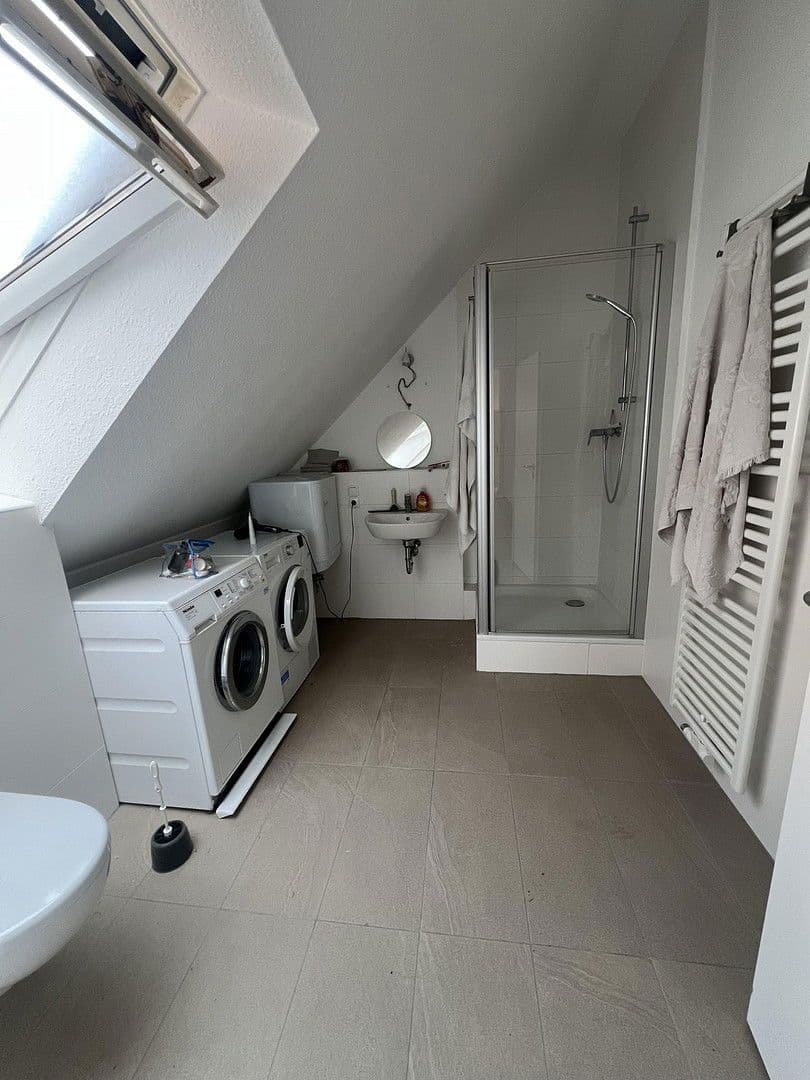 Pronájem bytu  35 m², Bielefeld, Severní Porýní-Vestfálsko Pronájem bytu  35 m², Bielefeld, Severní Porýní-Vestfálsko