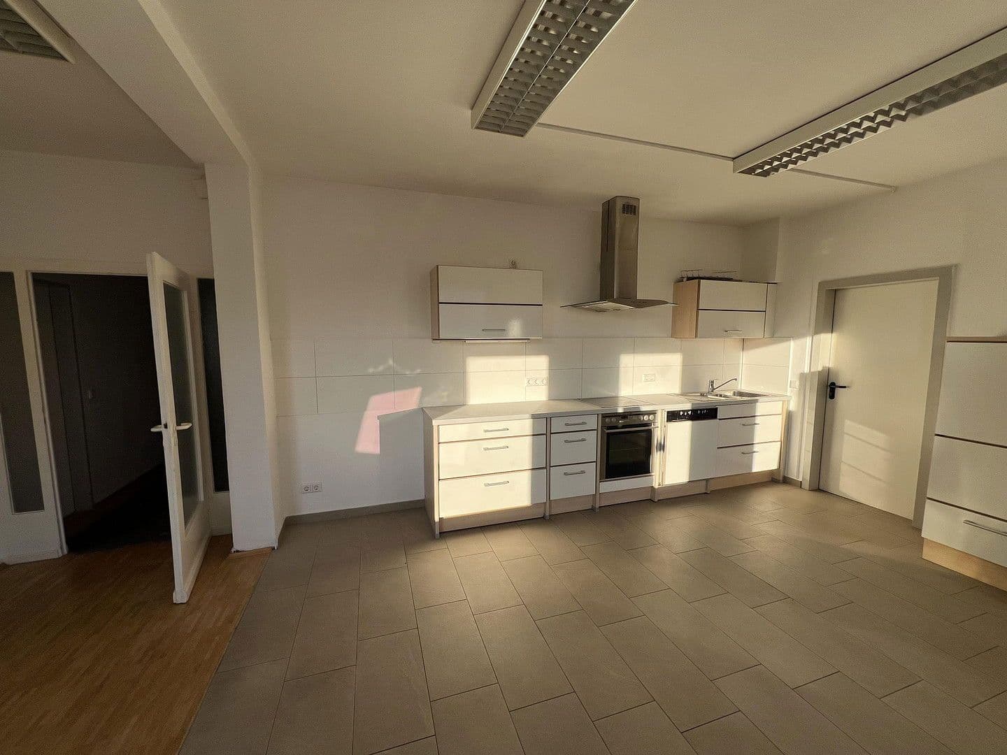 Pronájem bytu  35 m², Bielefeld, Severní Porýní-Vestfálsko Pronájem bytu  35 m², Bielefeld, Severní Porýní-Vestfálsko