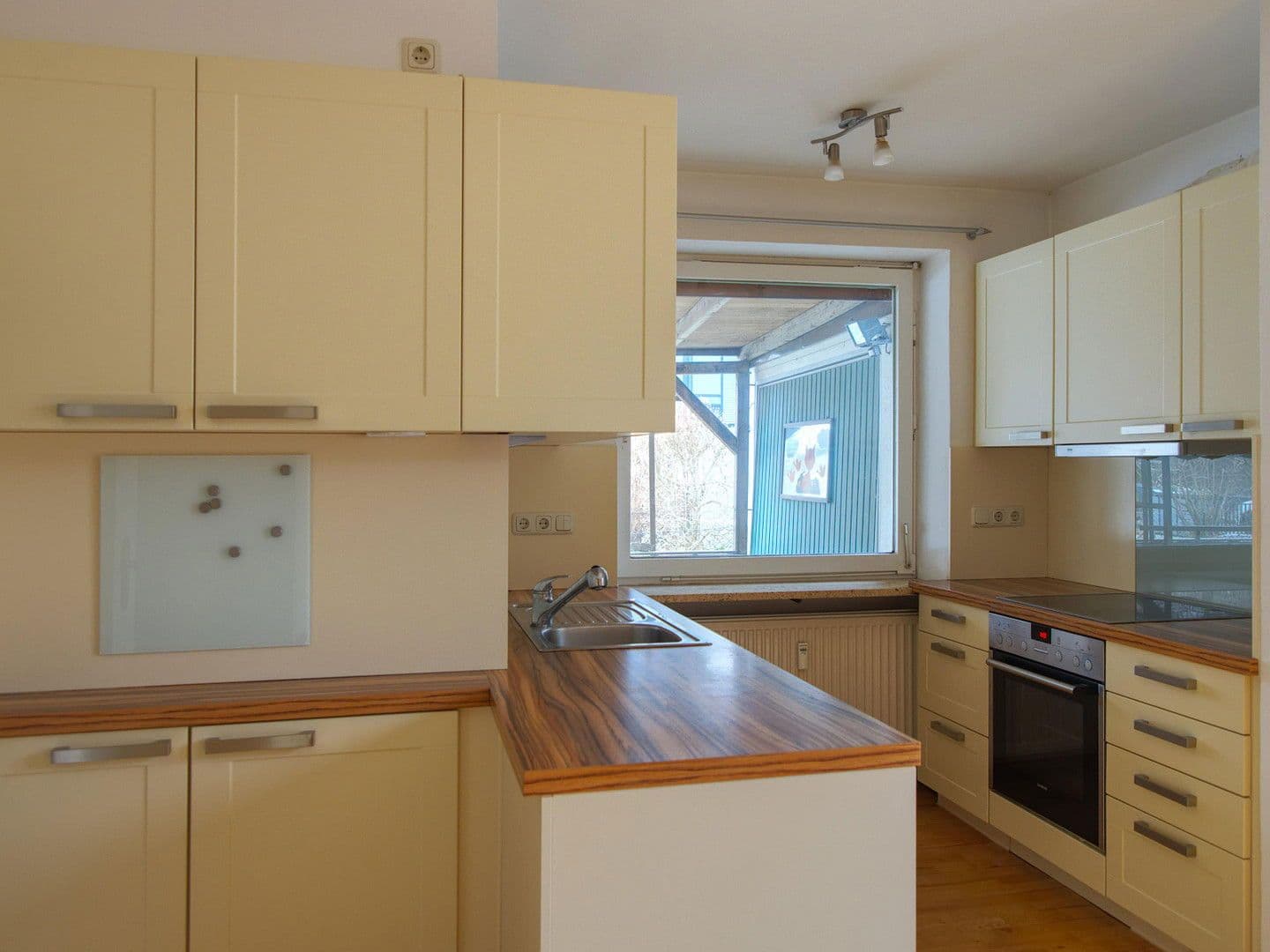 Prodej domu 82 m², pozemek 386 m², München, Bavorsko Prodej domu 82 m², pozemek 386 m², München, Bavorsko