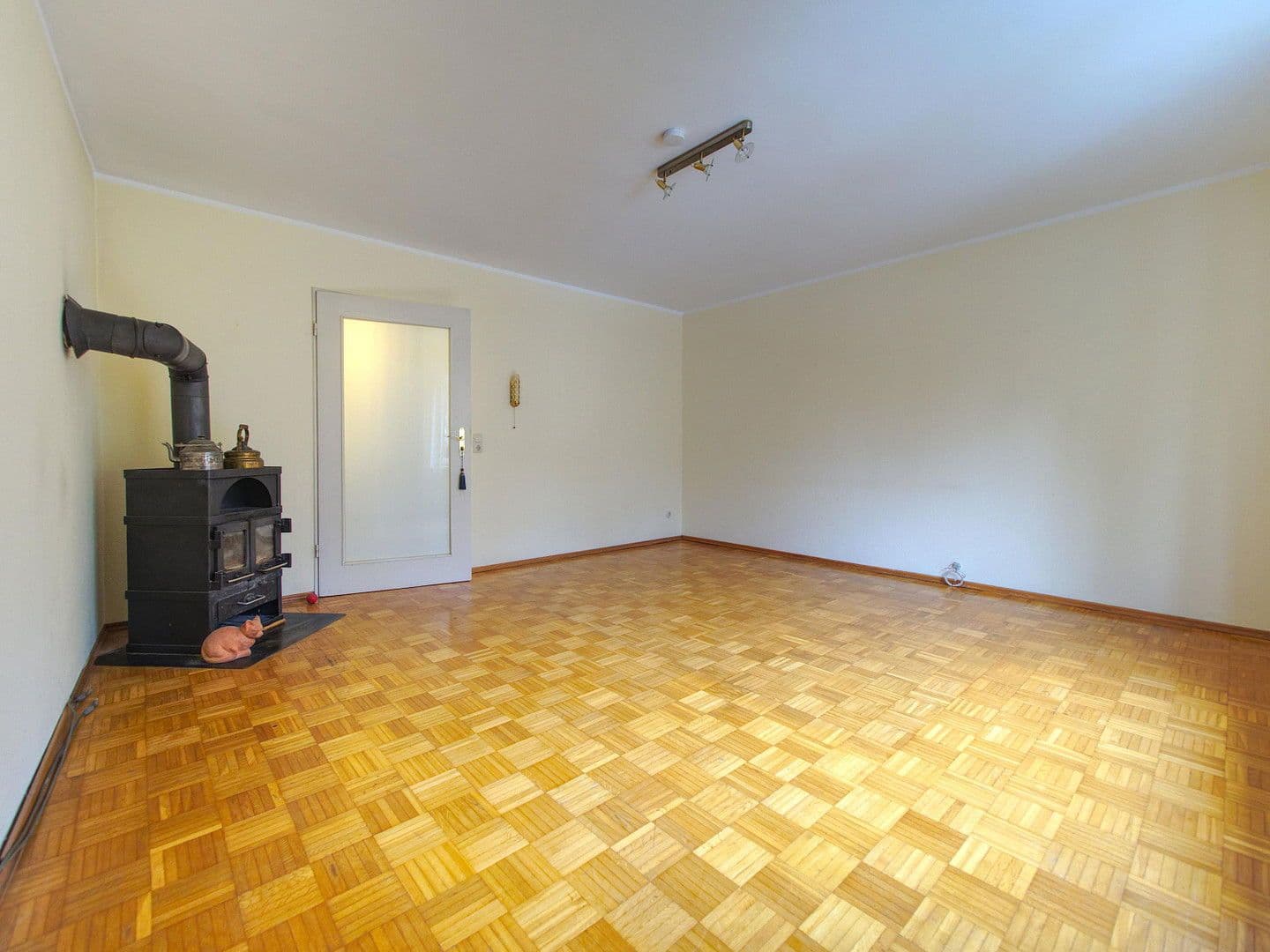 Prodej domu 82 m², pozemek 386 m², München, Bavorsko Prodej domu 82 m², pozemek 386 m², München, Bavorsko