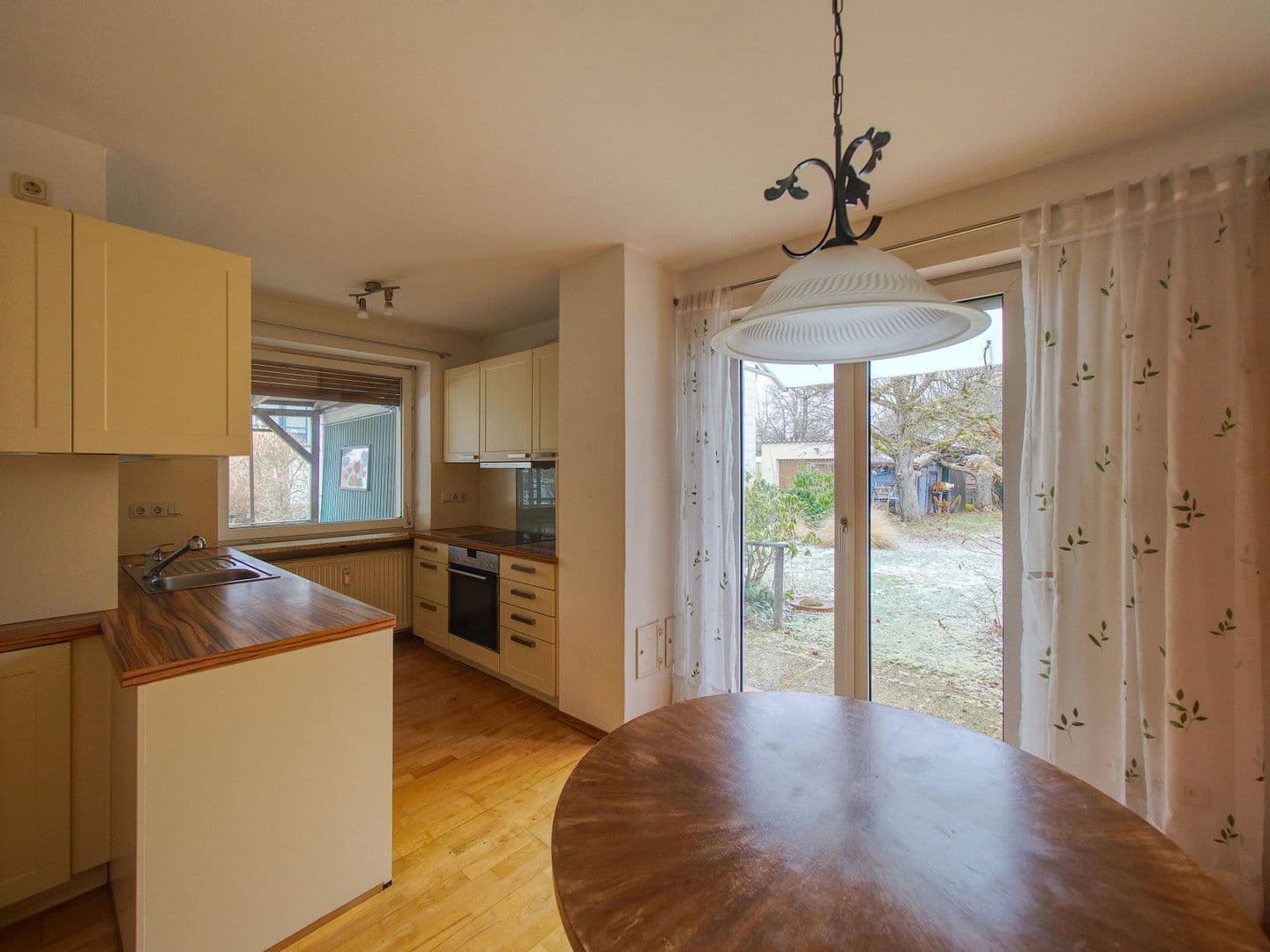 Prodej domu 82 m², pozemek 386 m², München, Bavorsko Prodej domu 82 m², pozemek 386 m², München, Bavorsko