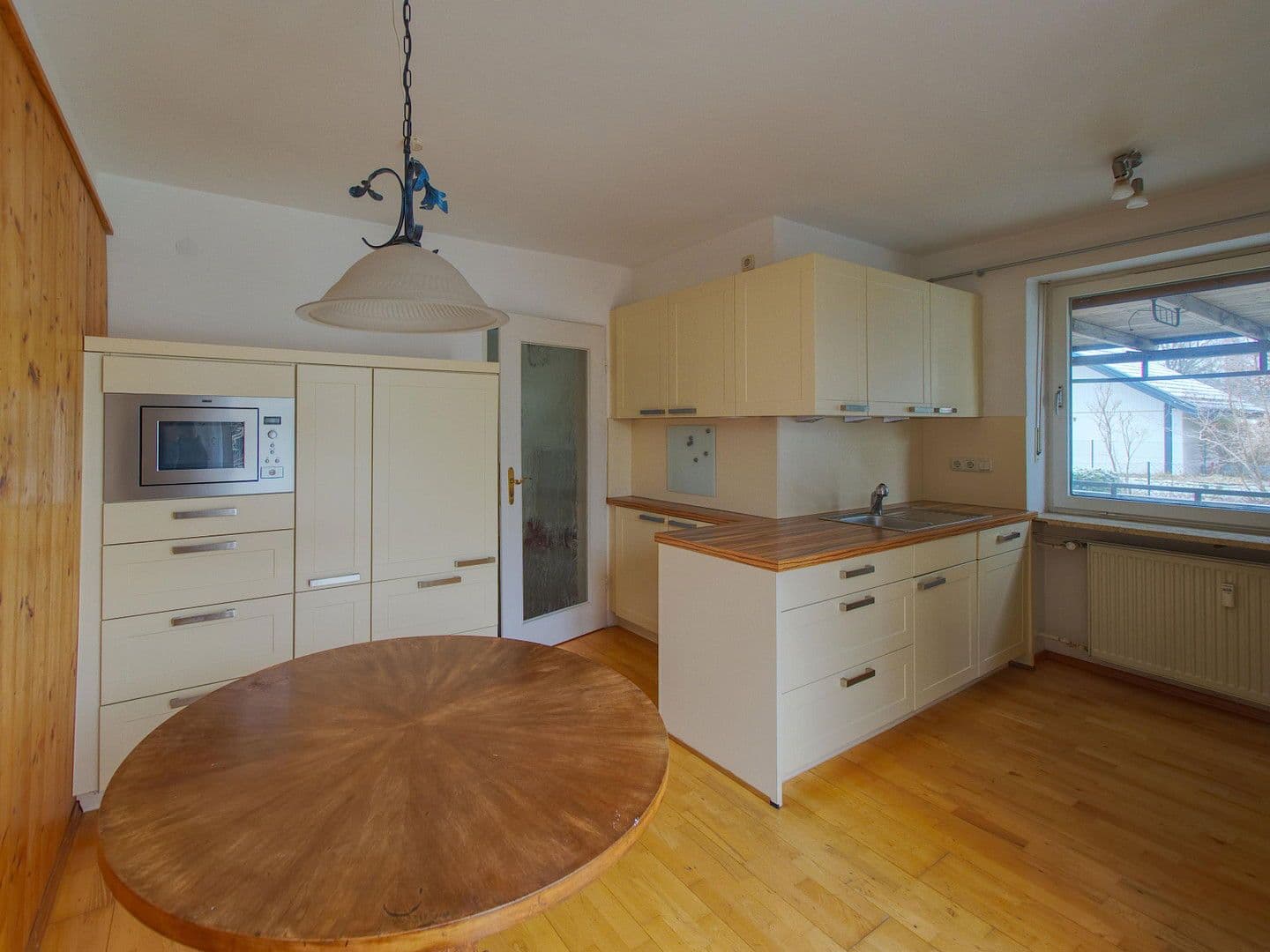 Prodej domu 82 m², pozemek 386 m², München, Bavorsko Prodej domu 82 m², pozemek 386 m², München, Bavorsko