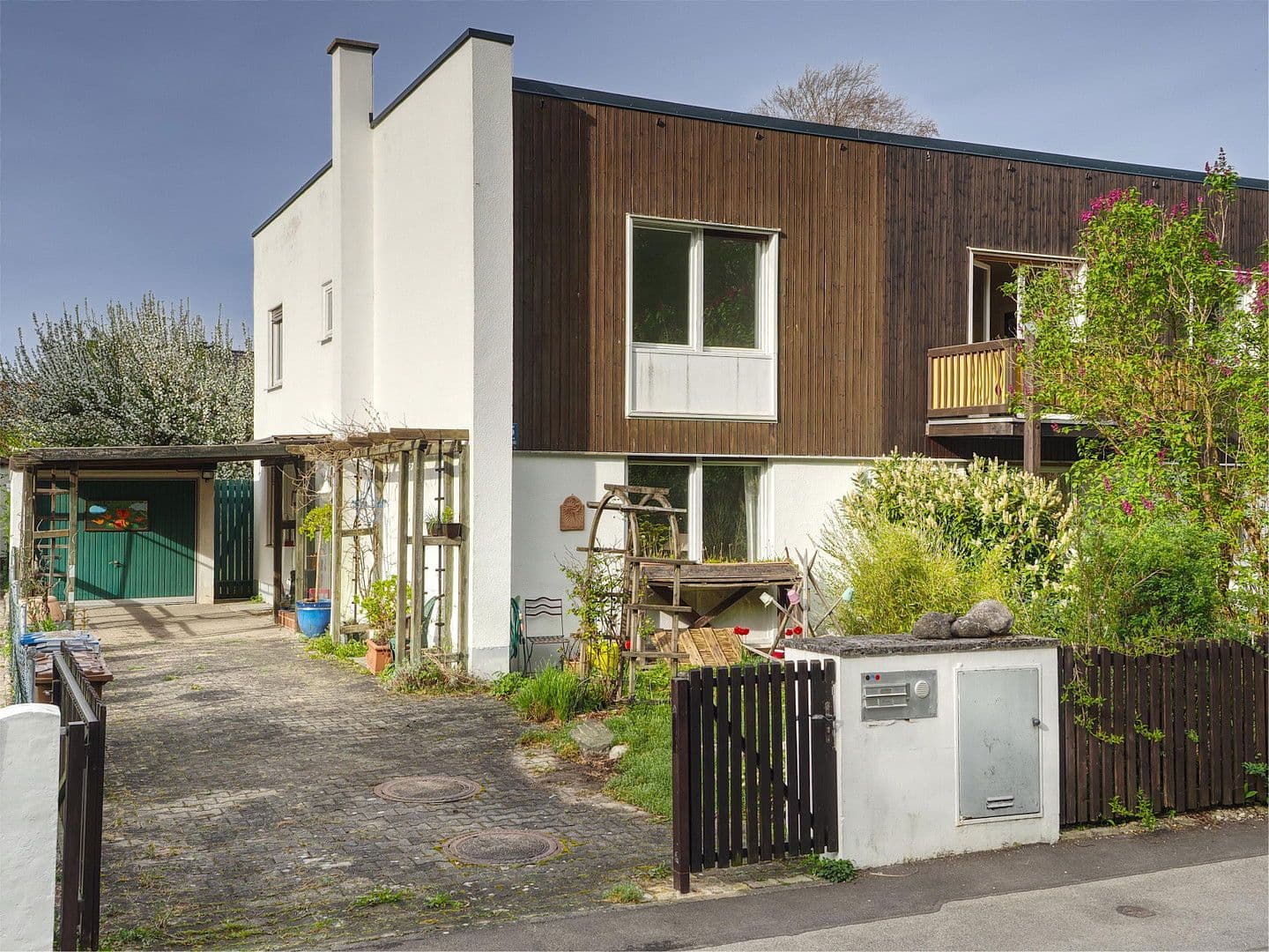 Prodej domu 82 m², pozemek 386 m², München, Bavorsko Prodej domu 82 m², pozemek 386 m², München, Bavorsko