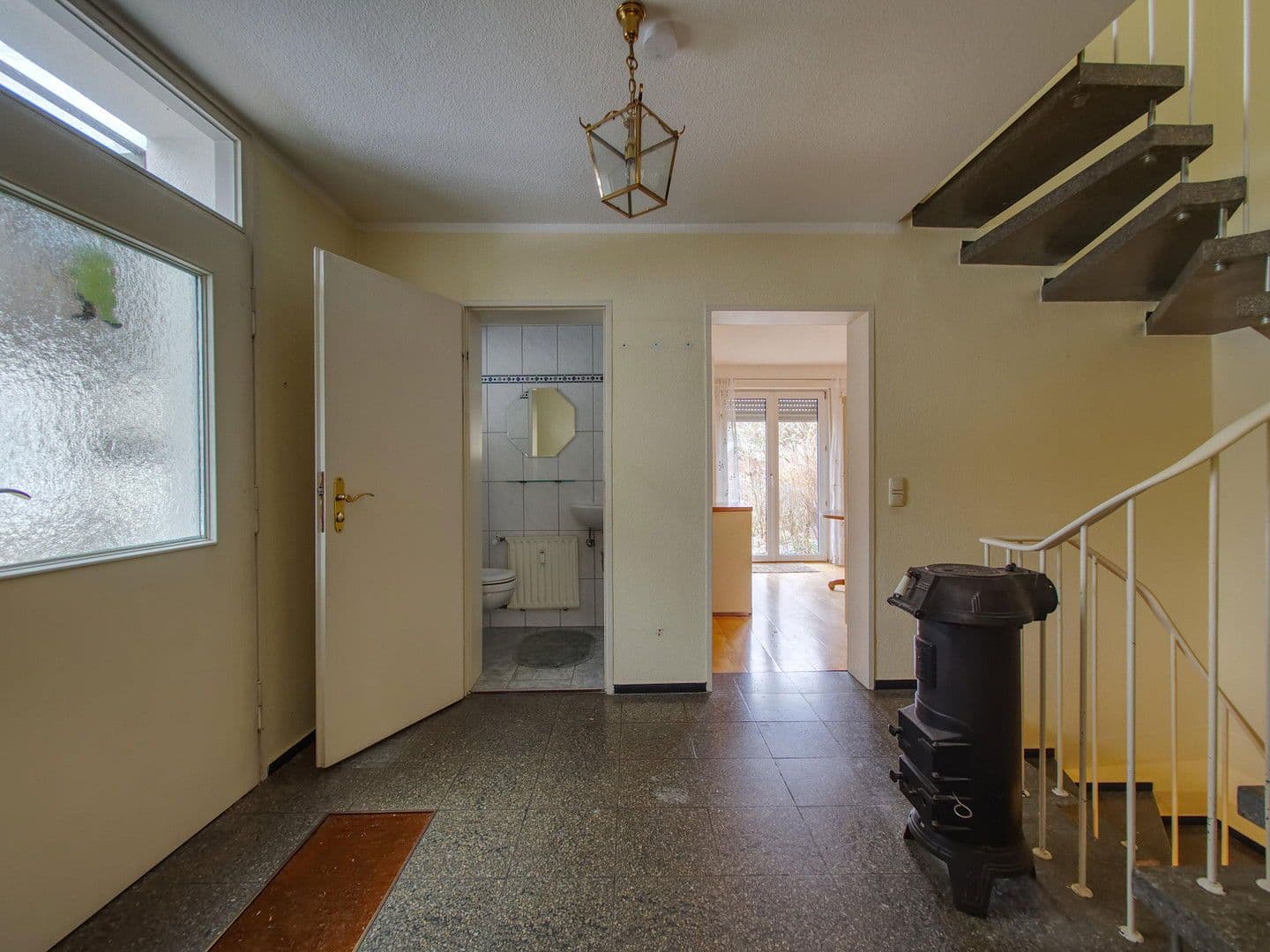 Prodej domu 82 m², pozemek 386 m², München, Bavorsko Prodej domu 82 m², pozemek 386 m², München, Bavorsko