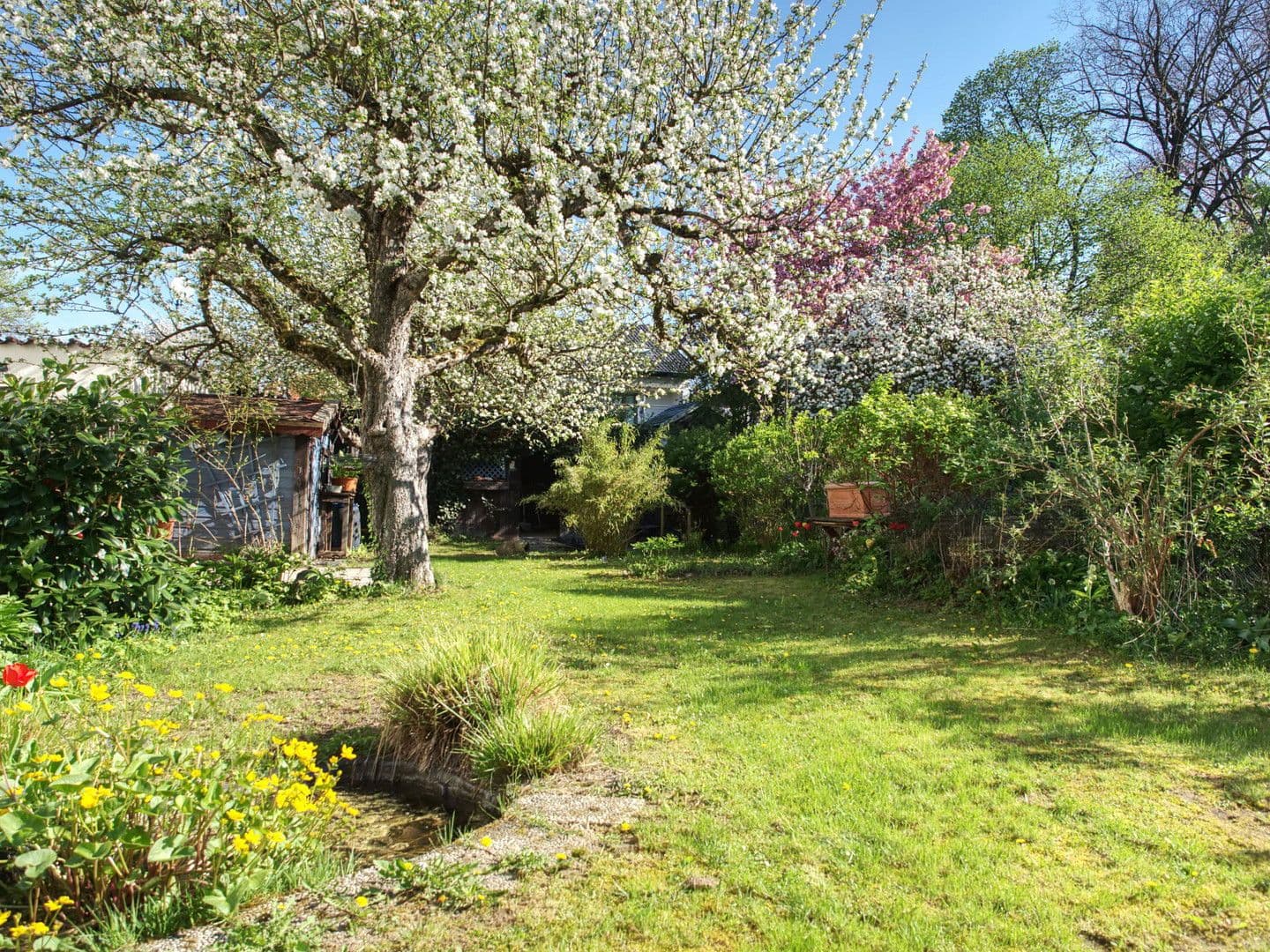 Prodej domu 82 m², pozemek 386 m², München, Bavorsko Prodej domu 82 m², pozemek 386 m², München, Bavorsko