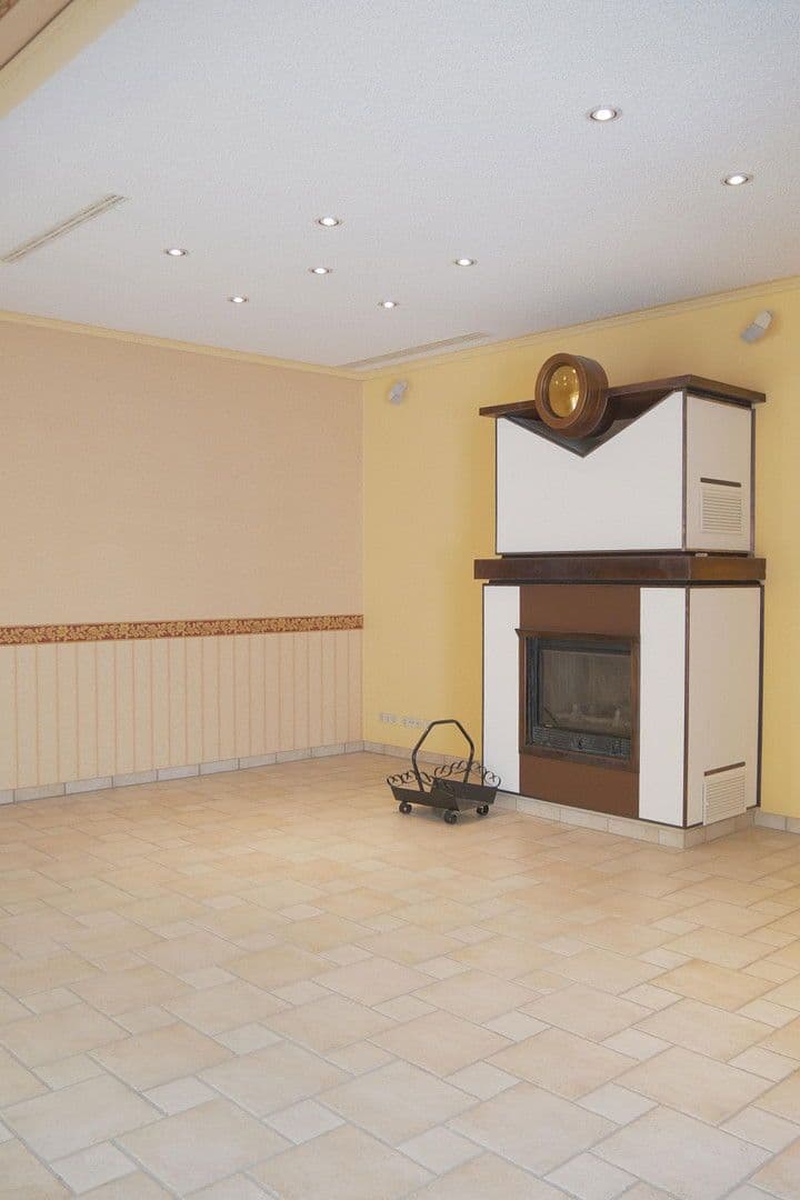 Prodej domu 1.082 m², pozemek 9.536 m², Kolkwitz, Braniborsko Prodej domu 1.082 m², pozemek 9.536 m², Kolkwitz, Braniborsko