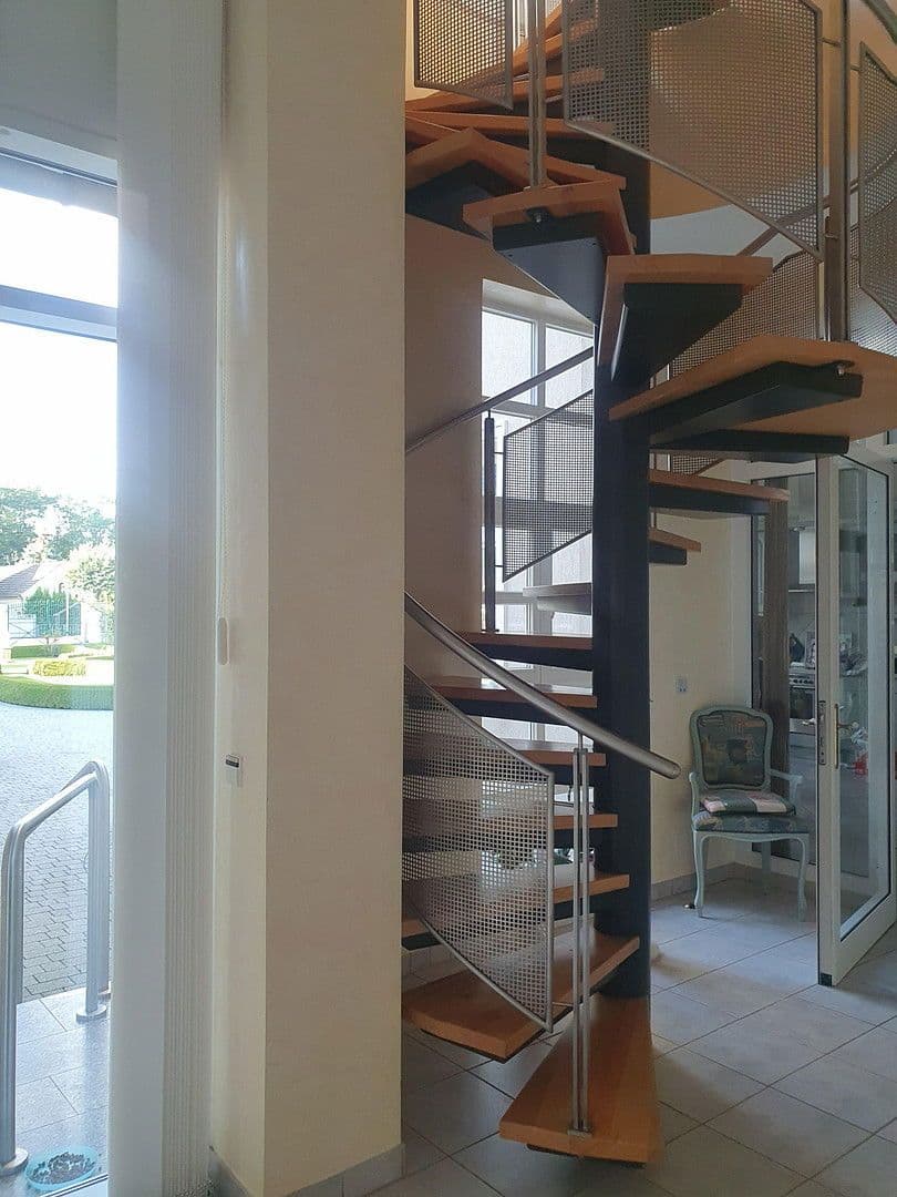 Prodej domu 1.082 m², pozemek 9.536 m², Kolkwitz, Braniborsko Prodej domu 1.082 m², pozemek 9.536 m², Kolkwitz, Braniborsko