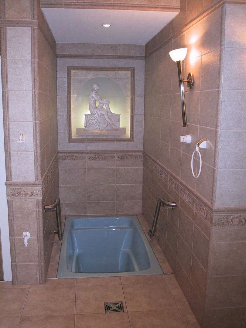 Prodej domu 1.082 m², pozemek 9.536 m², Kolkwitz, Braniborsko Prodej domu 1.082 m², pozemek 9.536 m², Kolkwitz, Braniborsko