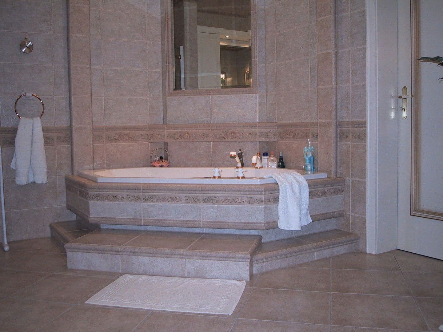 Prodej domu 1.082 m², pozemek 9.536 m², Kolkwitz, Braniborsko Prodej domu 1.082 m², pozemek 9.536 m², Kolkwitz, Braniborsko