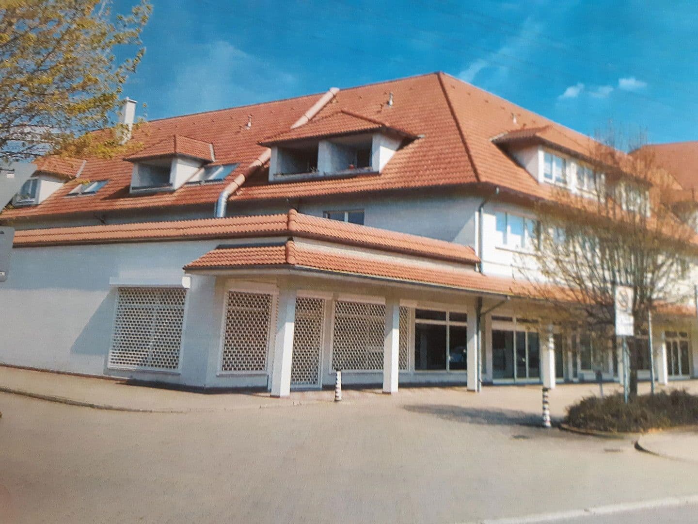 Pronájem bytu 2+1 67 m², Heinrich-Heine-Straße 7, Aschersleben, Sasko-Anhaltsko Pronájem bytu 2+1 67 m², Heinrich-Heine-Straße 7, Aschersleben, Sasko-Anhaltsko