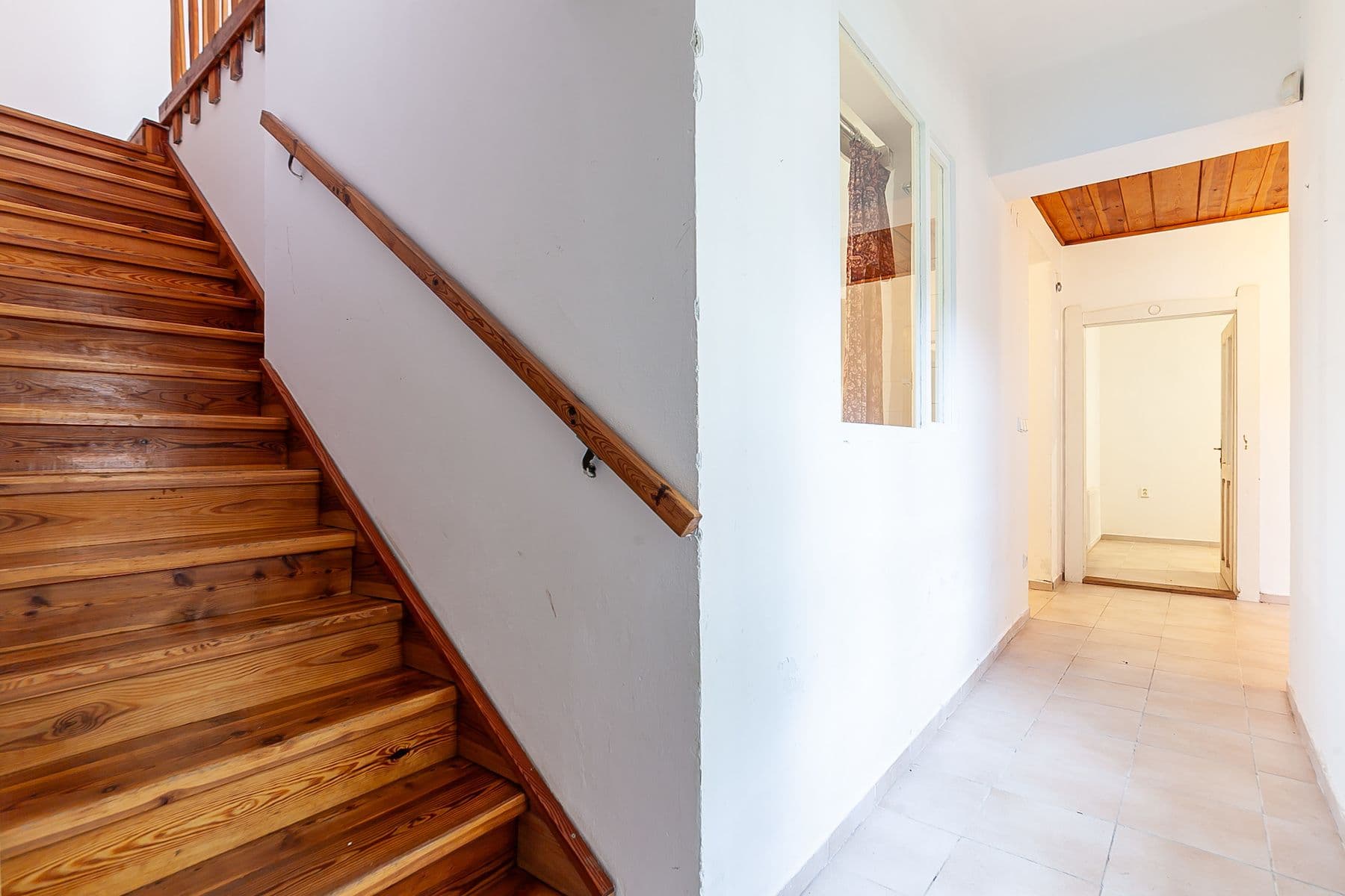 Prodej domu 230 m², pozemek 654 m², Na Hlavní, Praha, Praha Prodej domu 230 m², pozemek 654 m², Na Hlavní, Praha, Praha